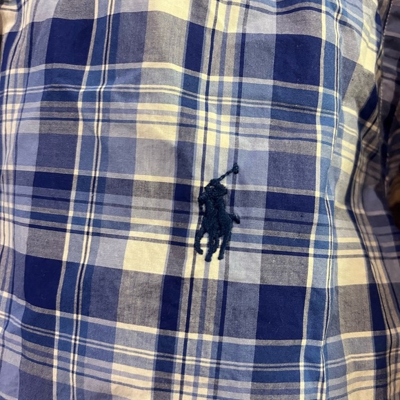 Ralph Lauren Blue and White Casual Button Down Shirt - Picture 4 of 6